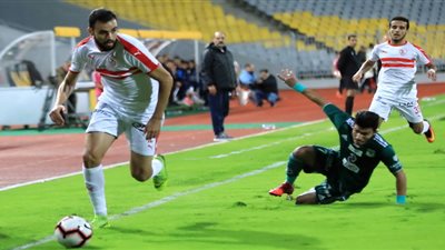محمد عادل حكما لمباراة الزمالك والمصري