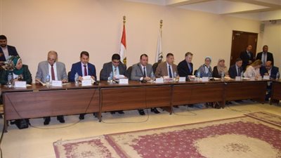 تفاصيل الاجتماع الأول للمجلس الاستشاري المحلي الاقتصادي ببني سويف (صور)