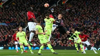 بيكيه: اللعب في 