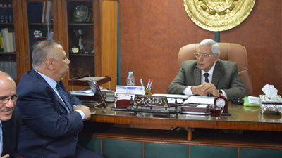 محافظ الدقهلية: استضافة جهاز حماية المستهلك رسالة هامة للمواطنين