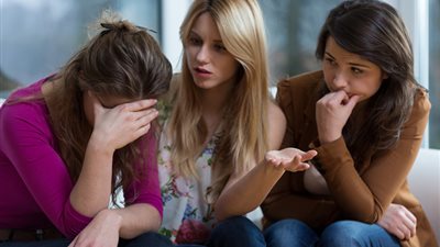 5 أشخاص لا يجب استشارتهم في مشاكلك الزوجية