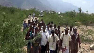 250 شخص بمعسكرات حوثية للتجنيد في الحديدة