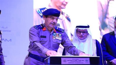 افتتاح معرض 