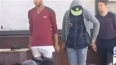  أستاذ واقعة 