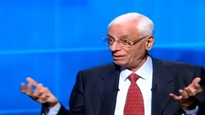 حسام موافي يُحذر من تناول الشاي بعد الأكل مباشرة.. ويؤكد: التفاح له مفعول السحر