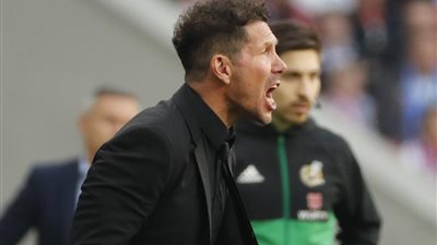 سيميوني يوجه صدمة كبيرة لبرشلونة