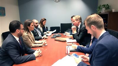   وزيرة الاستثمار تبحث مع وزارة التنمية الدولية البريطانية زيادة الاستثمارات البريطانية فى مصر 