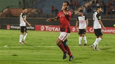 وليد سليمان في ألمانيا للاطمئنان على إصابته