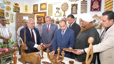 ختام معرض الأنشطة التربوية للطلاب في قنا (صور)