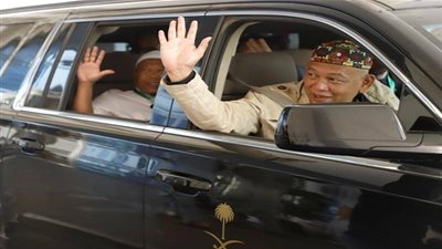 ضيوف خادم الحرمين يغادرون المملكة بعد أداءهم مناسك العمرة