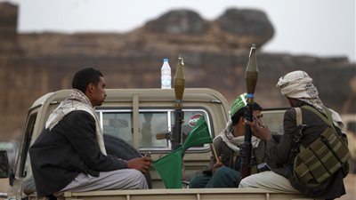 الحوثي يستهدف تجمعات للنازحين في الحديدة