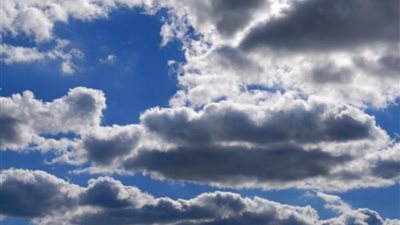 عاجل| الأرصاد تُصدر بيان هام.. وتحذر من حالة الطقس غدا الثلاثاء