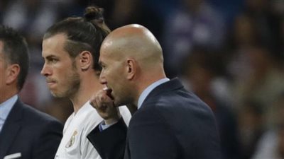 زيدان يشعل غضب نجم ريال مدريد