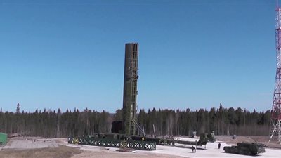 صحيفة بريطانية: روسيا تتسلح بصاروخ قادر على تدمير إنجلترا