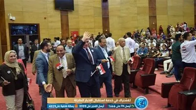 رئيس جامعة سوهاج: نراهن على وطنية ووعي الشباب في المشاركة بالاستفتاء (صور)