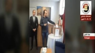 سفير مصر بنيوزيلندا: كلنا مجندين لمساعدة أبناء الجالية على التصويت في الاستفتاء