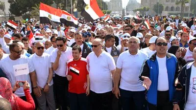 استعدادا للاستفتاء على الدستور.. آلاف الشباب يشاركون في ماراثون مشي بالقاهرة‎