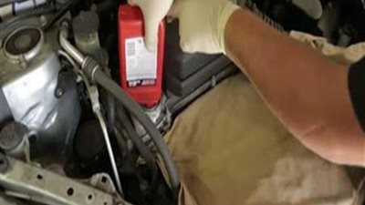 خطوات تغيير زيت محرك السيارة‎.. تعرف عليها 