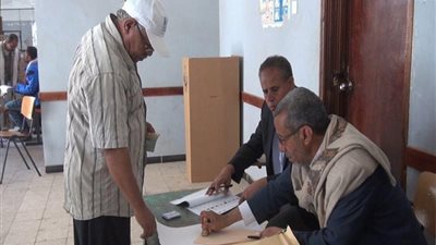 فتح لجان الاقتراع في اليوم الأول من الاستفتاء على تعديلات الدستور بالشرقية