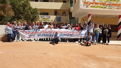 50  طالبا من جامعة طنطا يدلون بأصواتهم بالاستفتاء فى الوادي الجديد