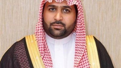 نائب أمير جازان ينقل تعازي القيادة لذوي الشهيد 