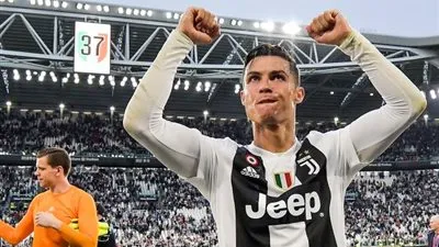 رونالدو يحسم الجدل حول مصيره مع يوفنتوس