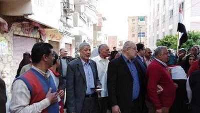 تزايد أعداد المواطنين وإقبال كثيف على لجان الاستفتاء بمختلف قرى الشرقية