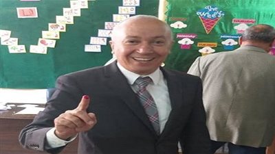 ممدوح الششتاوي يدلي بصوته في التعديلات الدستورية