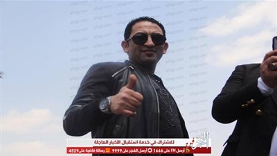 شحتة كاريكا يُدلي بصوته في الاستفتاء على التعديلات الدستورية (صور)