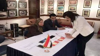 زيادة المصوتين بالجزائر وتونس والكويت في آخر أيام الاستفتاء بالخارج