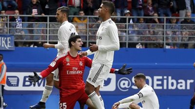 الجميع يطالب نجم ريال مدريد بالرحيل