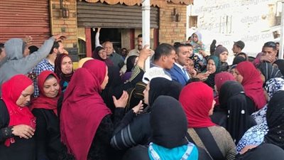 توافد المواطنين على لجان التعديلات الدستورية بمصر القديمة (صور)