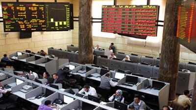 البورصة المصرية تستهل تعاملات الاثنين علي تراجع جماعي للمؤشرات