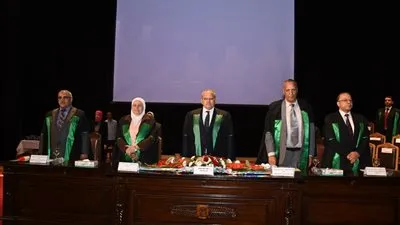 رئيس جامعة القاهرة: نقوم بمشروعات كبيرة لتحويل الجامعة إلى الإدارة الرقمية 