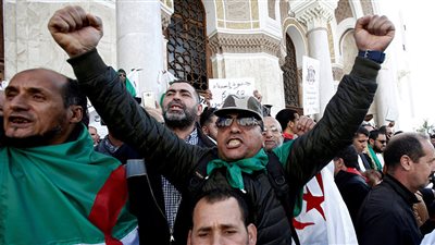 التلفزيون الجزائري: إيقاف رجل الأعمال يسعد ربراب المقرب من بوتفليقة والإخوة كونيناف