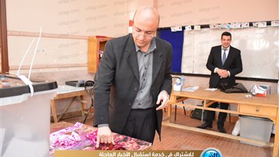 نائب محافظ بورسعيد يدلي بصوته في الاستفتاء على  التعديلات الدستورية