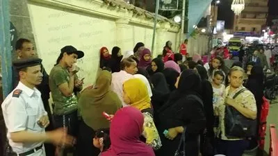 استمرار الزحام في أخر دقائق التصويت مدرسة صلاح الدين الابتدائية المشتركة بالاقصر (صور)