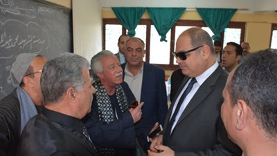 محافظ الغربية يتفقد لجان الاستفتاء على التعديلات الدستورية (صور)