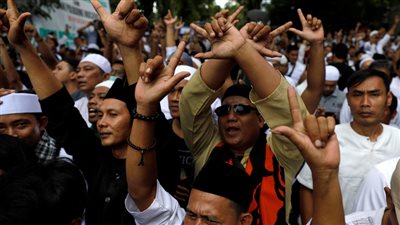 نحو 70 قتيلا بينهم 15 شرطيا خلال الانتخابات في إندونيسيا