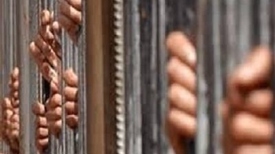 القبض على مسجل خطر اغتصب طفلا وضرب والده بمساعدة شقيقه بالمعصرة