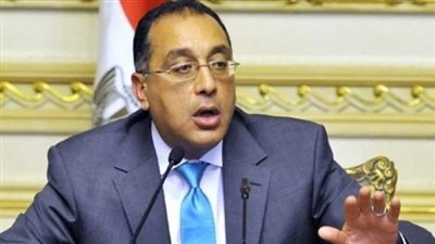 مدبولي يتفقد المركز التكنولوجي لخدمة المواطنين بحي المناخ ببورسعيد