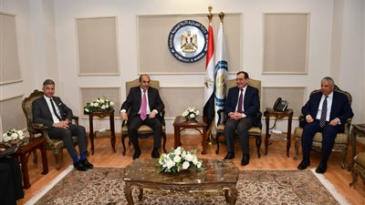 مباحثات مصرية قبرصية لبحث استغلال موارد الغاز الطبيعى بشرق المتوسط