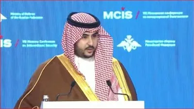 خالد بن سلمان: ماضون في التصدي للإرهاب والتطرف