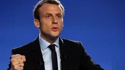 ماكرون يتعهد بخفض الضرائب بعد احتجاجات السترات الصفراء