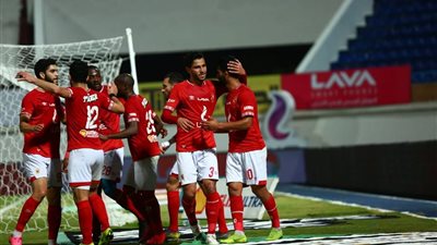 جهاز الأهلي يُشيد بصالح جمعة