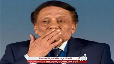 خاص| أشرف زكي يكشف حقيقة تدهور الحالة الصحية لـ الزعيم عادل إمام 