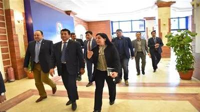 جهاد عامر تستقبل وزير الرياضة في أول أيام المقابلات الشخصية لمتطوعي كأس الأمم الإفريقية