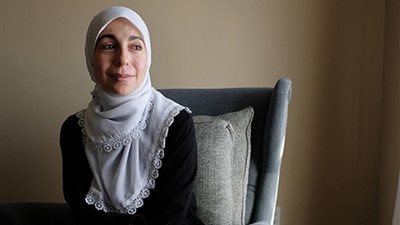 معلمة أمريكية مسملة انتصرت على إسرائيل.. من هي بهية عماوي؟