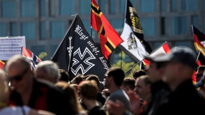 أمريكا: مقتل 4 لدى سقوط رافعة بناء فوق مكتب جوجل وعدة سيارات 