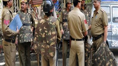 الشرطة الهندية تداهم منازل بجنوب البلاد بعد أسبوع من تفجيرات سريلانكا